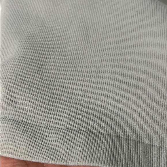 Elegant Women's Light Gray V-Neck Blouse - Picture 5 of 5